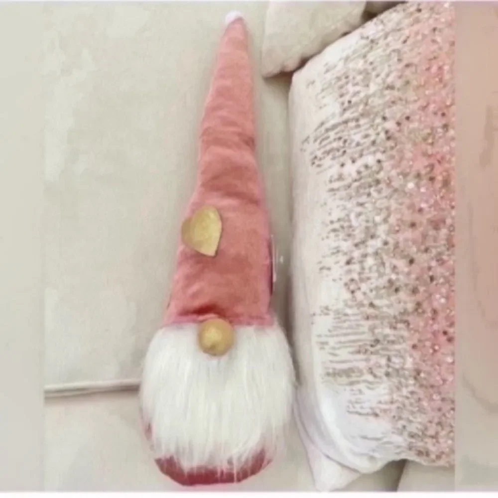 NWT Pink Love Gnome